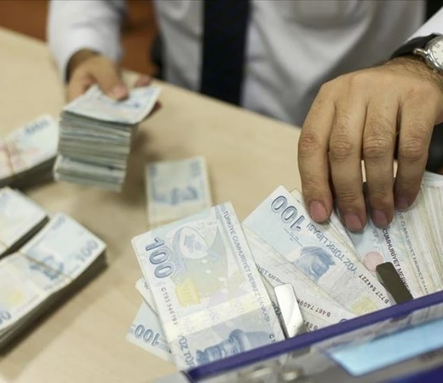 Bankacılık sektörünün mevduatı 24,7 trilyon liraya yükseldi
