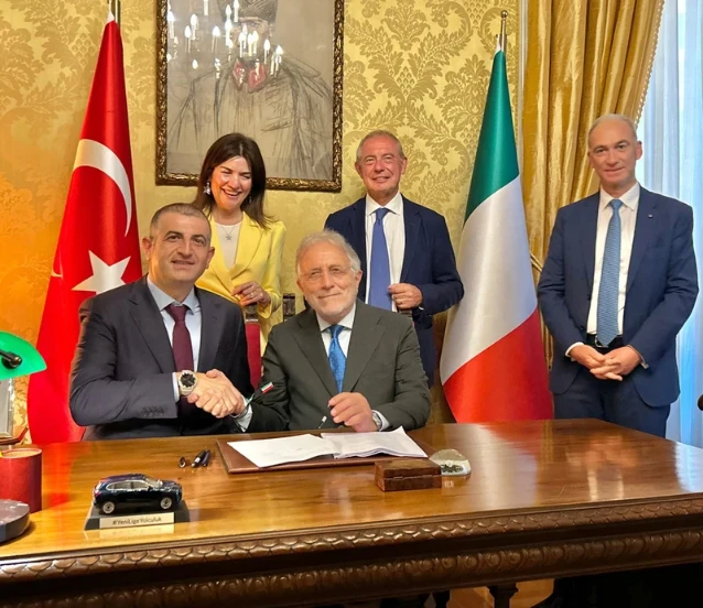 Baykar, İtalyan havacılık devi Piaggio Aerospace'i bünyesine kattı