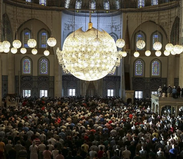 Bayram namazı saati kaçta? İşte il il 2026 Bayram namazı saati listesi