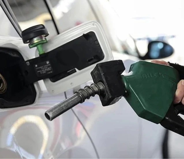ABD’nin Rusya kararı pompayı vurdu: Motorine 3 lira 4 kuruş zam geldi