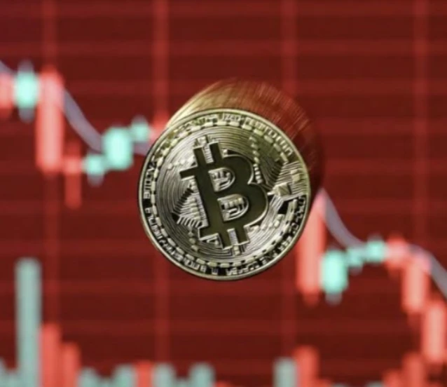 Bitcoin 70 bin doların altını gördü: Riskten kaçış hızlandı! Trump sonrası tüm kazançlarını sildi