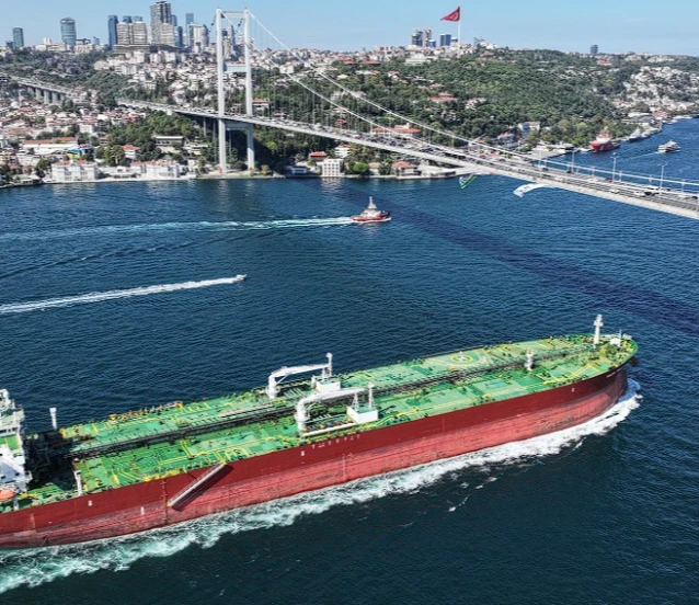 Boğazlarda 993 milyon ton yük: Panama bayraklı gemiler zirvede
