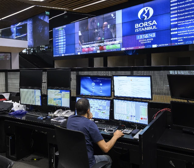 Borsa günün ilk yarısında 10.984 puana çıktı