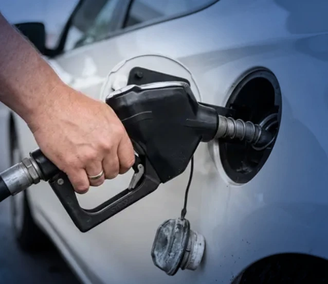Brent petrolün varil fiyatı 98 dolara yükseldi!