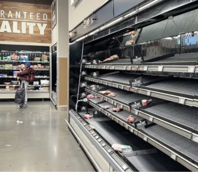 Bu görüntüler ABD'den! Ülke alarmda: Market rafları bomboş kaldı