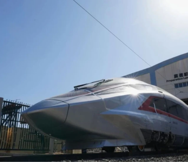 Çin’den dünyanın en hızlı treni CR450: 450 km/s hızla rekor kırdı