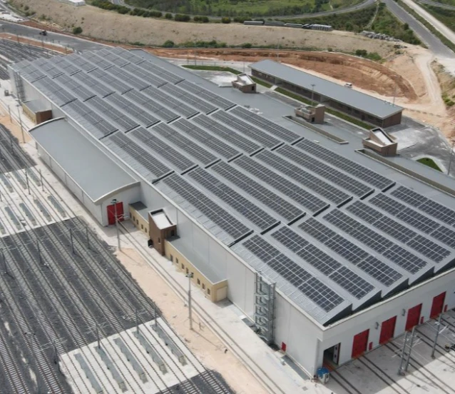 Demiryollarında yeşil dönüşüm: 4 güneş enerjisi santrali devreye girdi