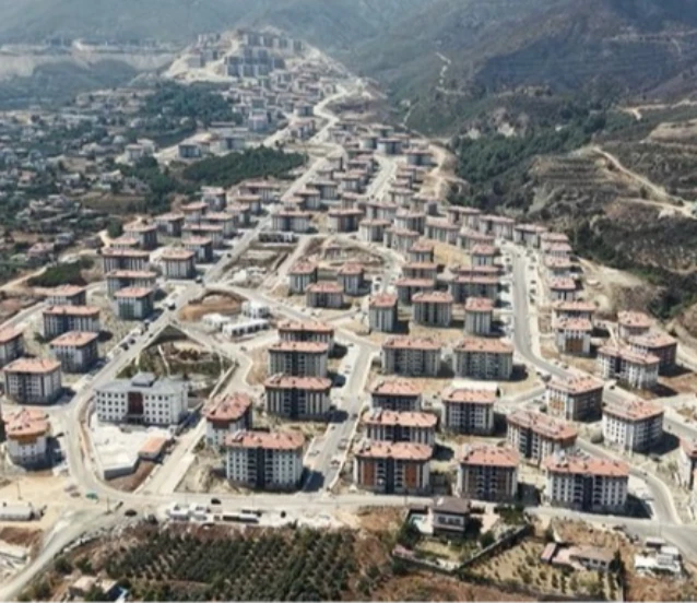 Depremin vurduğu Hatay'ın alt ve üstyapısı yatırımlarla yenileniyor