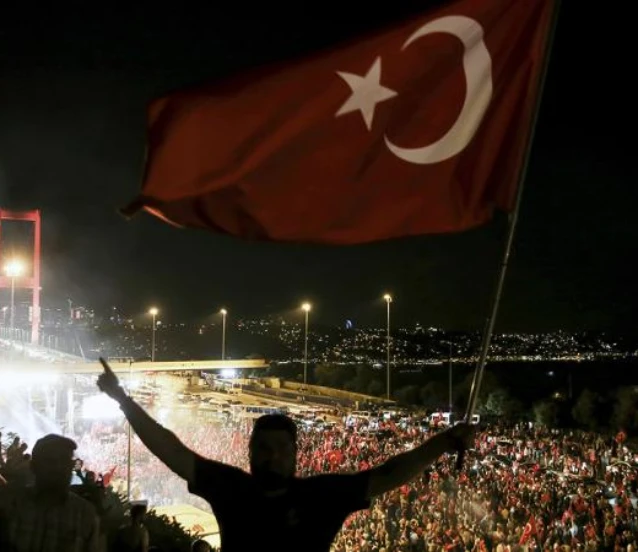 'En Uzun Gece' destanı ilk kez sahnelenecek