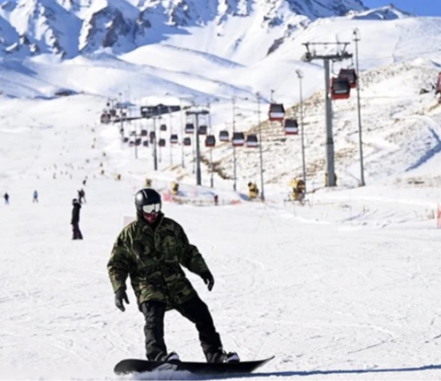 Erciyes Kayak Merkezi'nde sezon açıldı