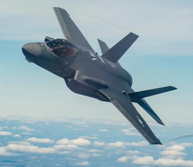 F-35 altıncı nesil teknolojiyle buluşuyor