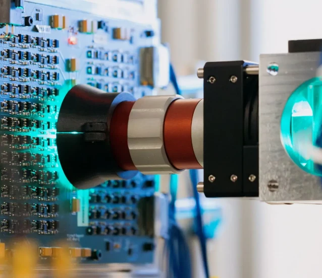 Fotonik hesaplamanın yeni anahtarı: Süper malzeme ‘Jiromorf'