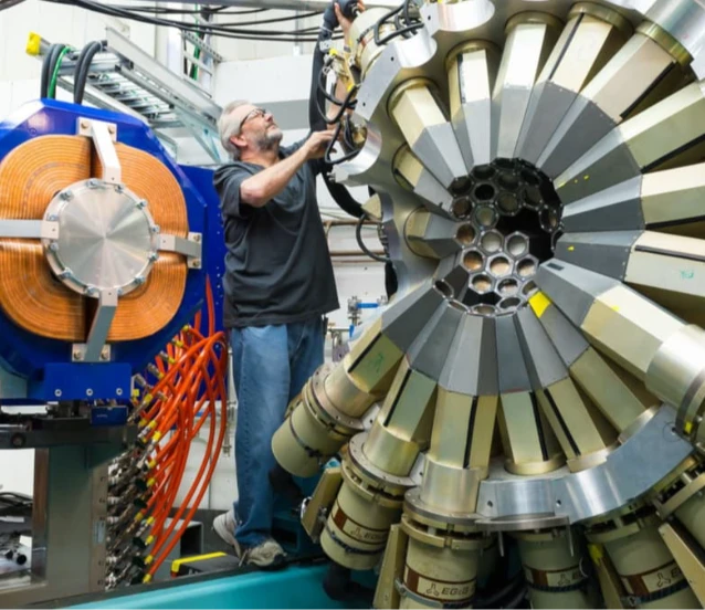 Hidrojen, çeliği içeriden zayıflatıyor: Atomik mekanizma canlı izlendi