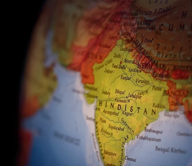 Hindistan yabancı yatırım kurallarını gevşetti