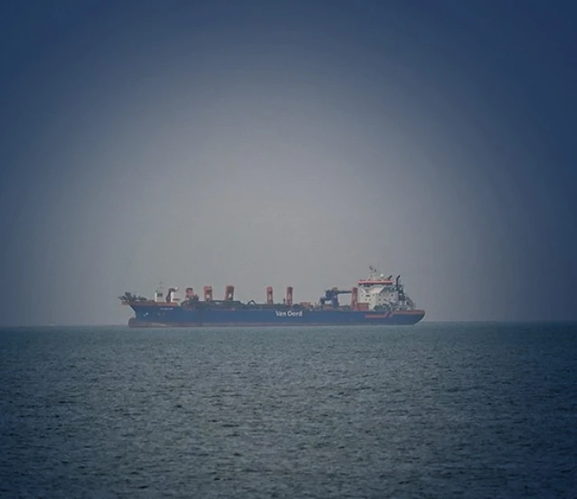 Hürmüz Boğazı'nda stratejik kilit: Türkiye bölgesel dağıtım merkezi olabilir