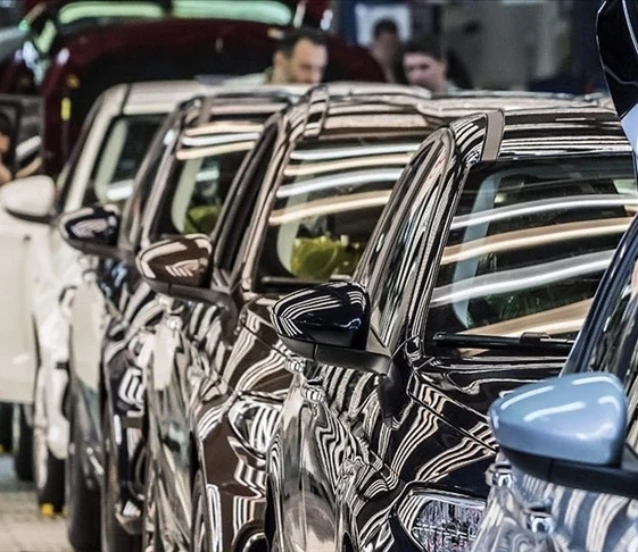 İhracatın lideri temmuzda değişmedi: Otomotiv 3,8 milyar dolarla zirvede