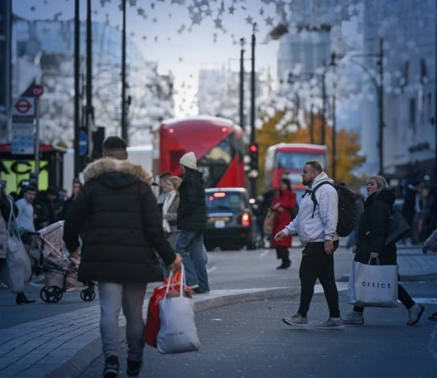 İngiltere'de işsizlik oranı yüzde 5,2 ile son 5 yılın zirvesinde