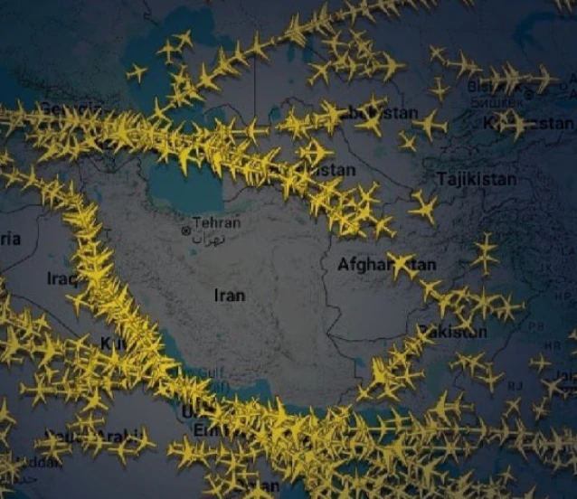 İran uçuş kısıtlamalarını esnetti: Hava sahasının bir bölümünü uçuşlara açtı