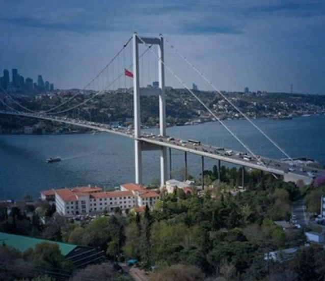 İstanbul Boğazı gemi trafiğine kapatıldı