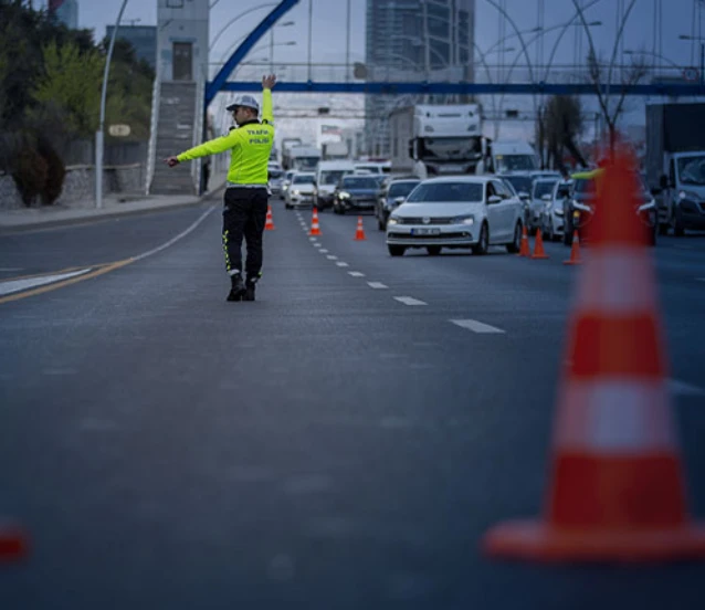 İstanbul trafiğine maraton ayarı: Pazar günü bu yollar kapalı olacak