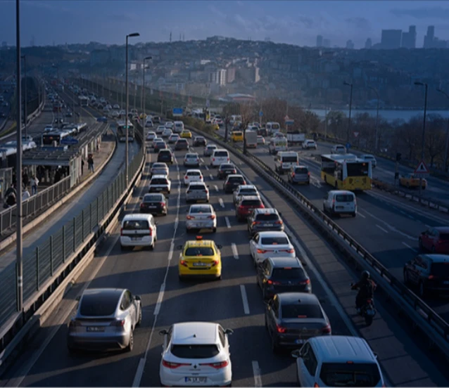 İstanbul trafiğinin cebe yükü belli oldu: Yıllık maliyet 6 milyar dolar