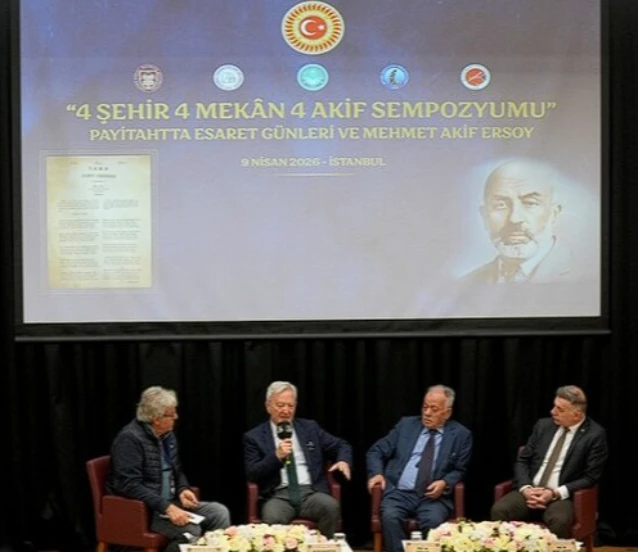 İstanbul'da '4 Şehir, 4 Mekan, 4 Akif' programı düzenlendi