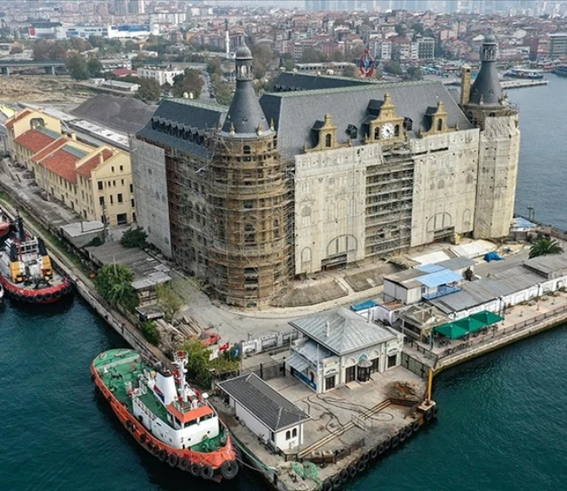 İstanbul’un silueti Haydarpaşa Garı’yla canlanıyor