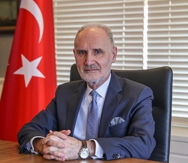 'Milli iradenin daima yanında duracağız'