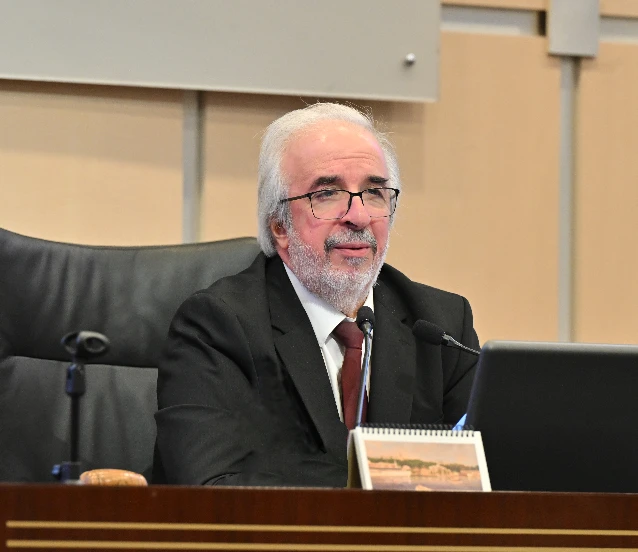 'Güçlülerin keyfi kararlarına göre bir savaş yürütülüyor'