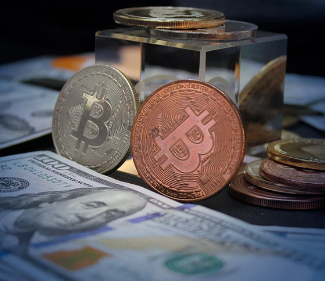 Jeopolitik riskler Bitcoin'e yaradı: 93 bin doları test etti