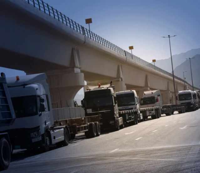 Körfez lojistiğinde kara yolu rotası: Otoyollarda uzun kamyon konvoyları oluşuyor