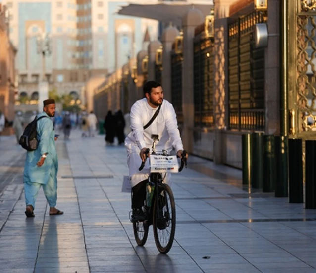 Kosova'dan Mekke'ye 6 bin km pedal çevirdi
