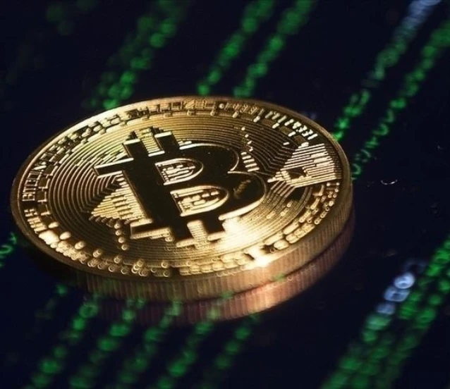 Kripto parada ETF ve Jeopolitik risk baskısı: Bitcoin’de sert düşüş