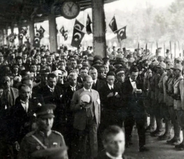 Kurtuluşun ilk adımı 107 yıl önce Samsun'da atıldı: 19 Mayıs kutlu olsun