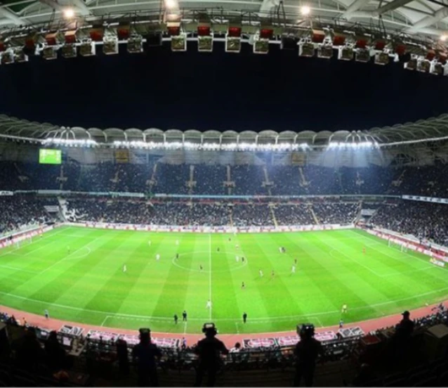 Maç günü dolan stadyumlar şehir ekonomisini canlandırıyor