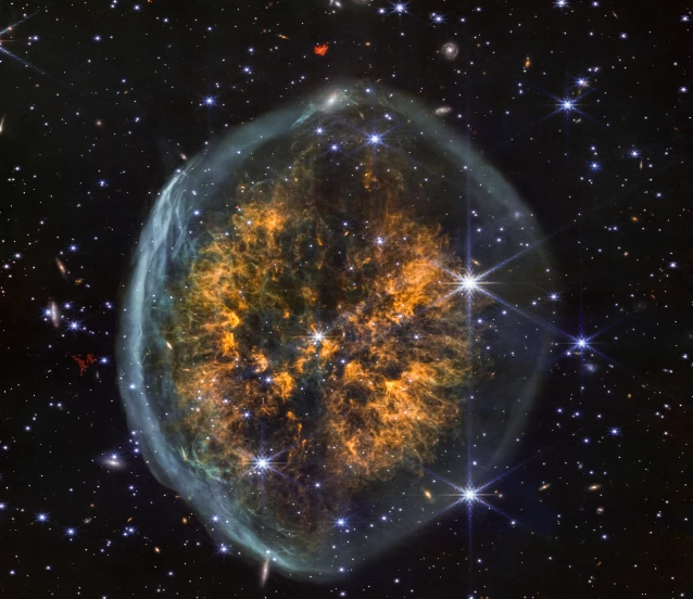 NASA, Webb teleskobuyla PMR1 Bulutsusu'nun gizemi çözüyor