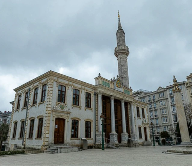 Nişantaşı ve Teşvikiye'nin gelişimini yansıtan eser: Teşvikiye Camisi