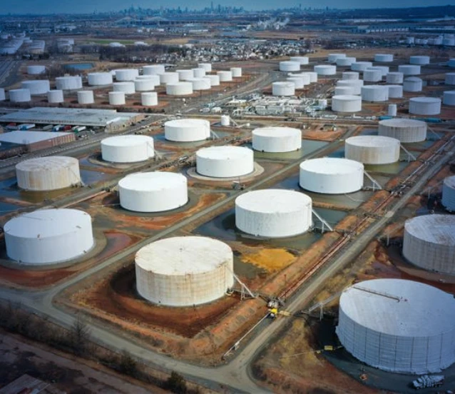 Ortadoğu'daki savaş geçmiş petrol krizlerini hatırlattı