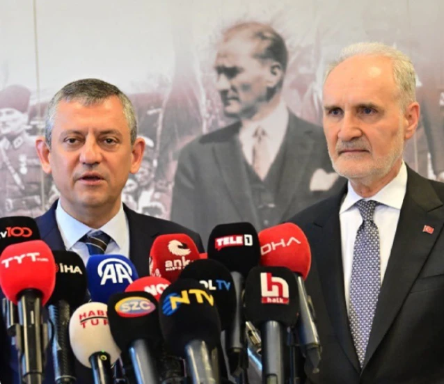Özgür Özel'den İstanbul Ticaret Odası'na ziyaret