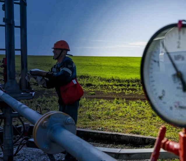 Petrol piyasasında sert düşüş: Trump'ın savaşın bitebileceği sinyali fiyatları geriletti