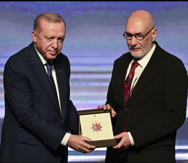 Prof. Süleyman Seyfi Öğün’e Cumhurbaşkanlığı Kültür ve Sanat Büyük Ödülü