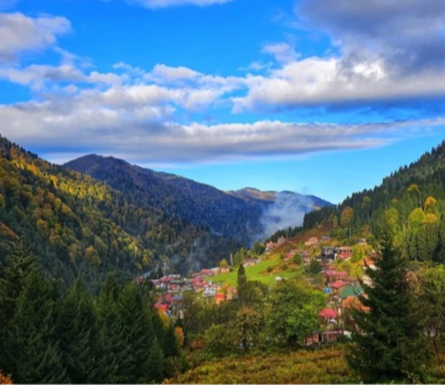 Rize'de Ayder Yaylası'nda sonbahar renkleri hakim oldu