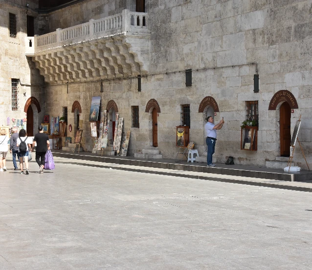 Sanatın altı rengi Hünkar Kasrı’nda