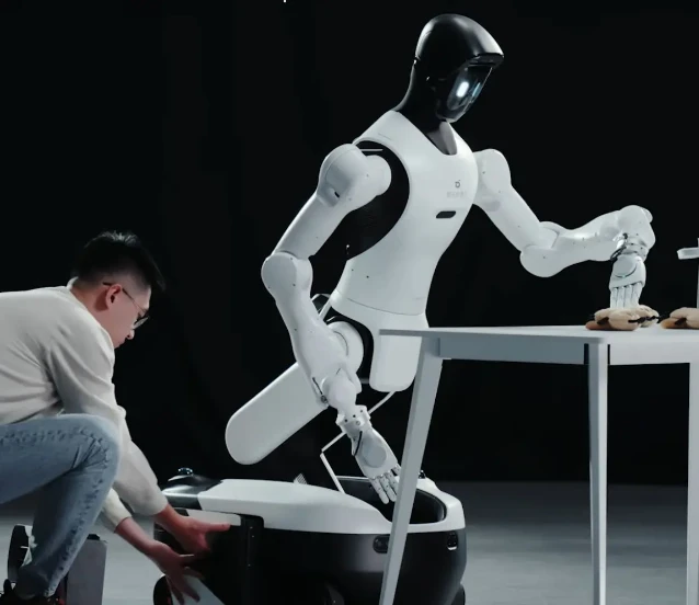 Sanayide ‘İnsansı’ mesai başlıyor: Agibot G2 sahaya indi