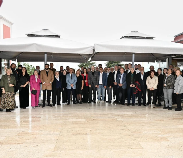 Sektörler teknolojiye odaklanarak ilerlemeli