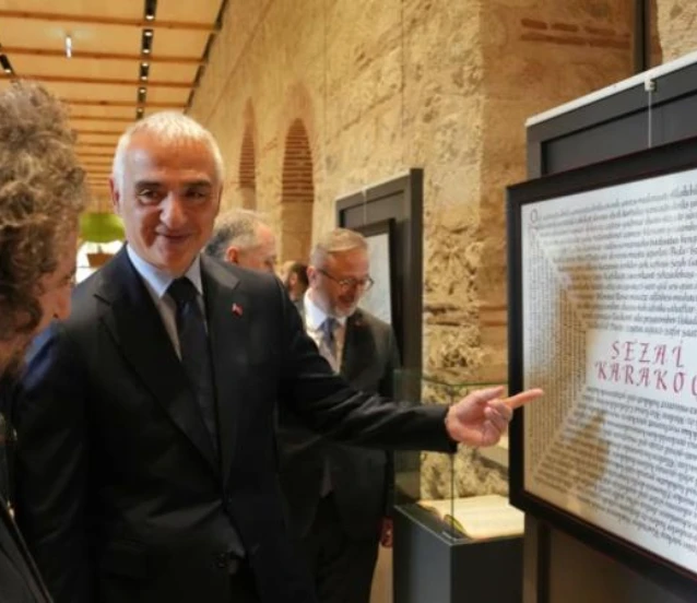 Sezai Karakoç'un arşivi, Rami Kütüphanesi'nde ziyarete açıldı