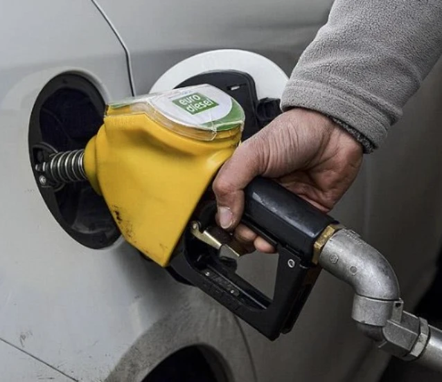 Akaryakıta zam geldi: Motorin fiyatı 2 lira 57 kuruş arttı