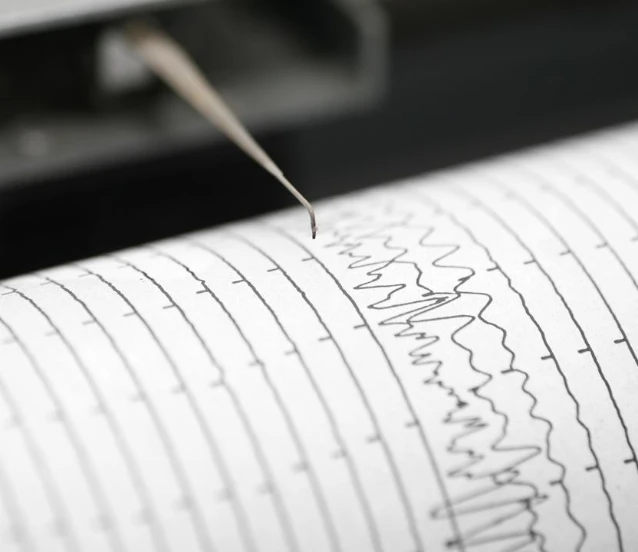 SON DAKİKA DEPREM | İstanbul'da korkutan deprem! Büyüklüğü kaç?