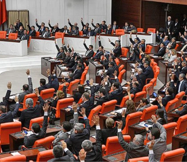 SON DAKİKA: Fahiş site aidatlarına düzenleme: Kanun teklifi Meclis'te ele alınacak
