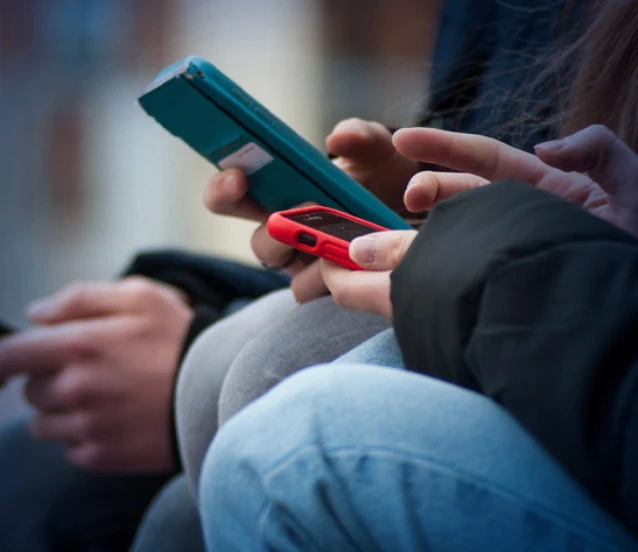 Sosyal medyada yeni dönem: 15 yaş sınırı yasalaşıyor